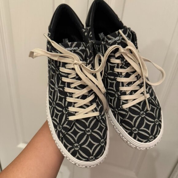 EUC Michael Kors Grove Lace Up Sneakers - Picture 3 of 10